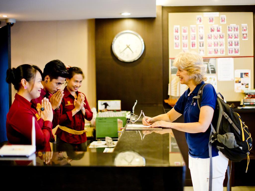 圣苏湾机场套房酒店【SHA Plus+】 曼谷 外观 照片